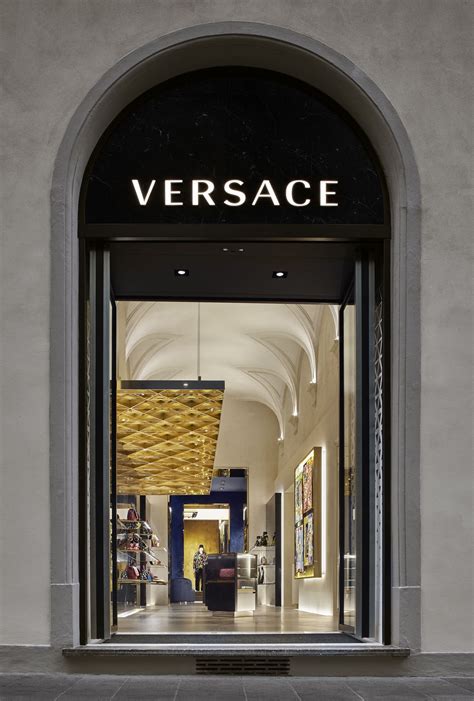 versace firenze nuova apertura|Versace .